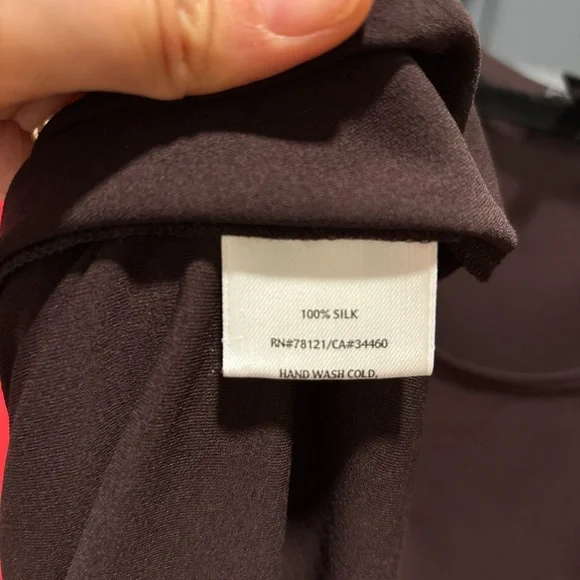 EILEEN FISHER SIGNATURE STRETCH SILK JERSEY TUNIC 
new without tags Choco Brown - Picture 4 of 4